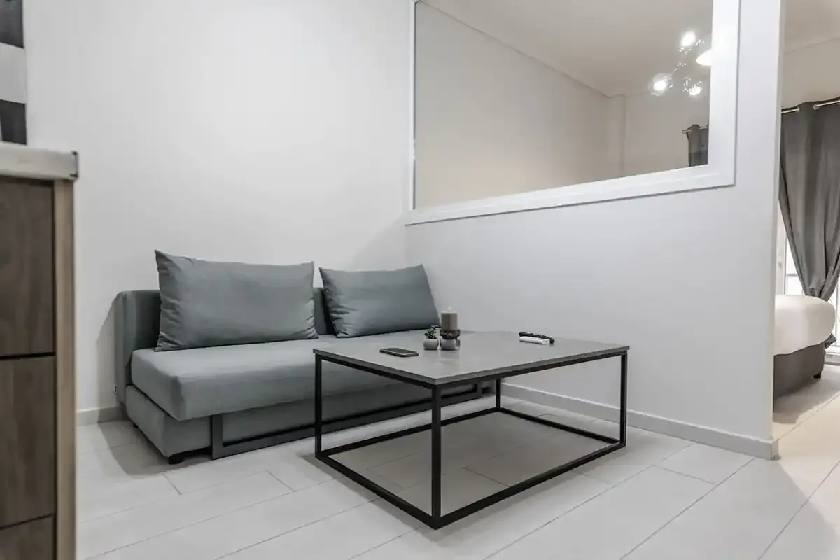 ELA 4 Apartment 8