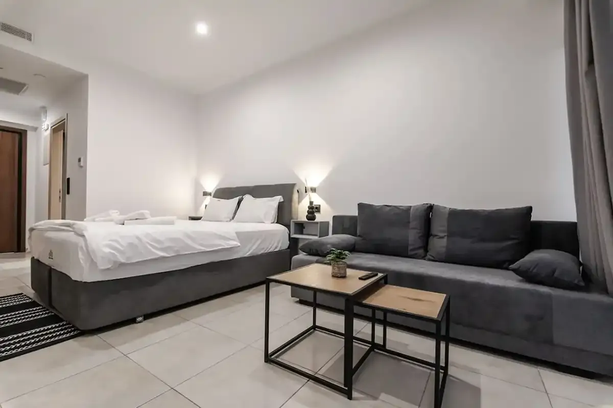 ELA 6 Apartment 4