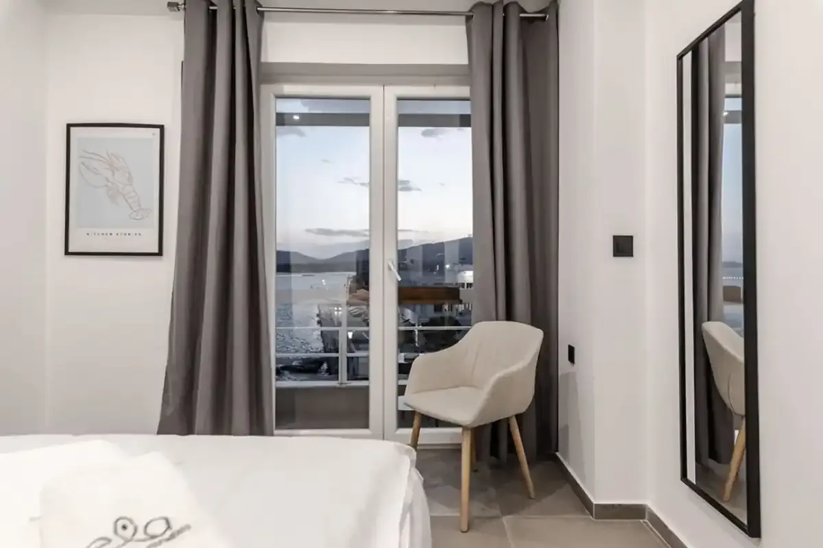 ELA 6 Apartment 12