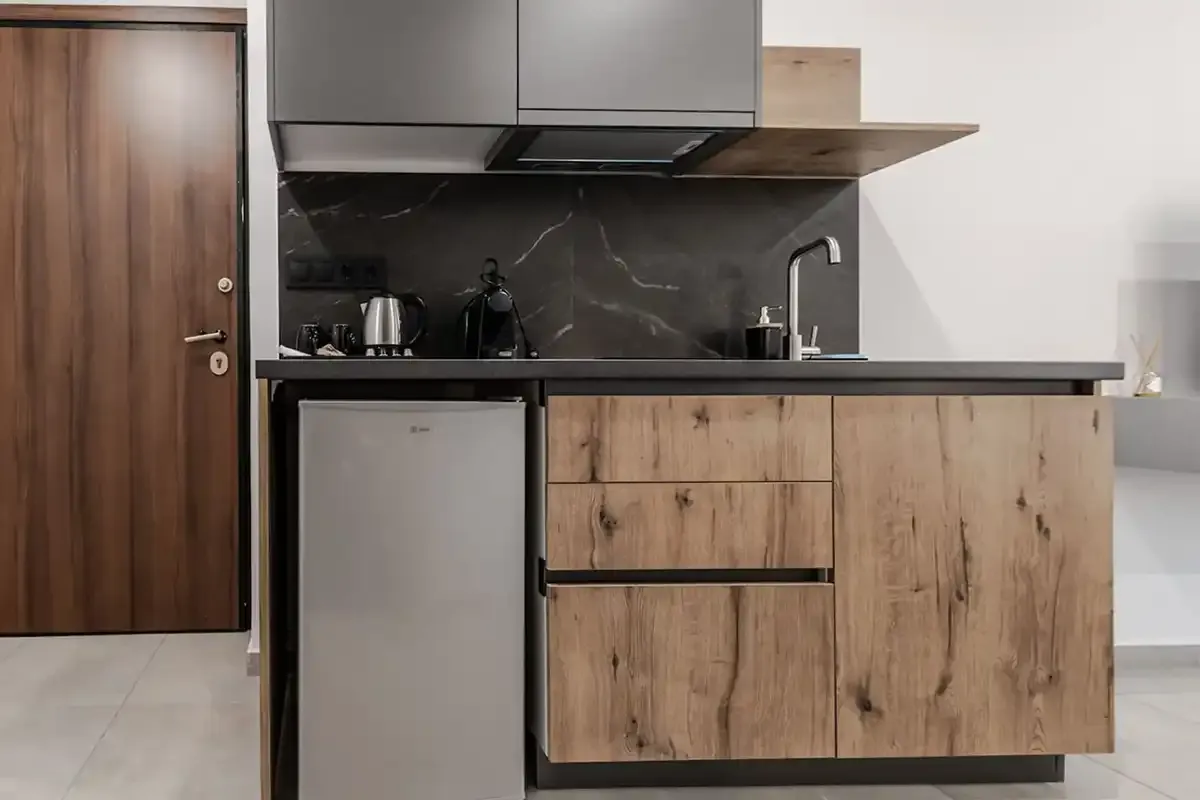 ELA 7 Apartment 19